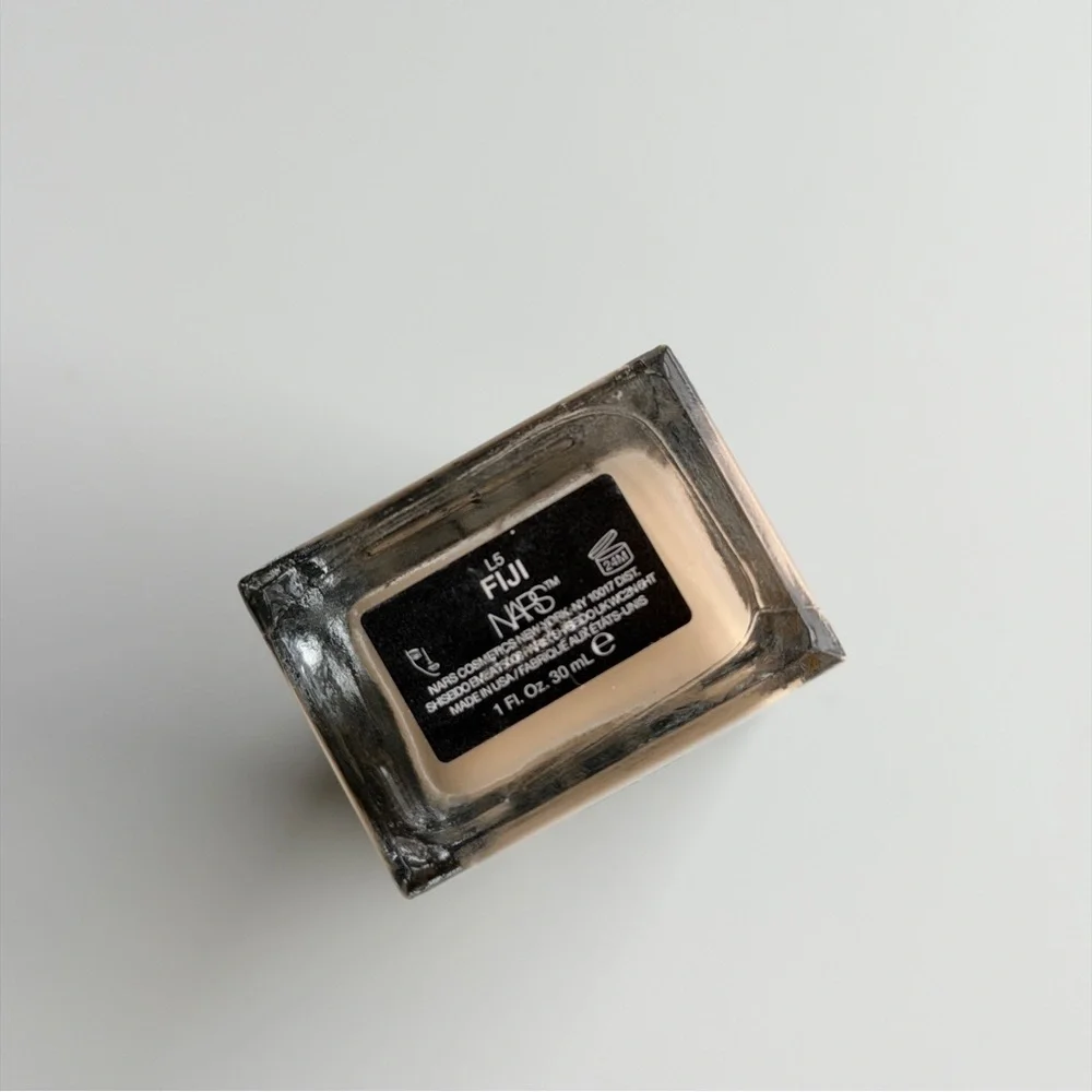 NARS | LIGHT REFLECTING LIQUID FOUNDATION IN MEDIUM SHADE FIJI
